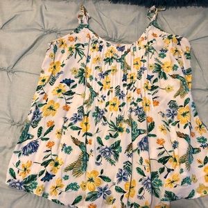 Cute flower top